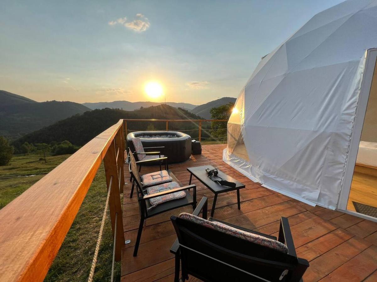 Hotel Starry Dome - Manta'S Retreat Glamping Cornereva Exterior foto